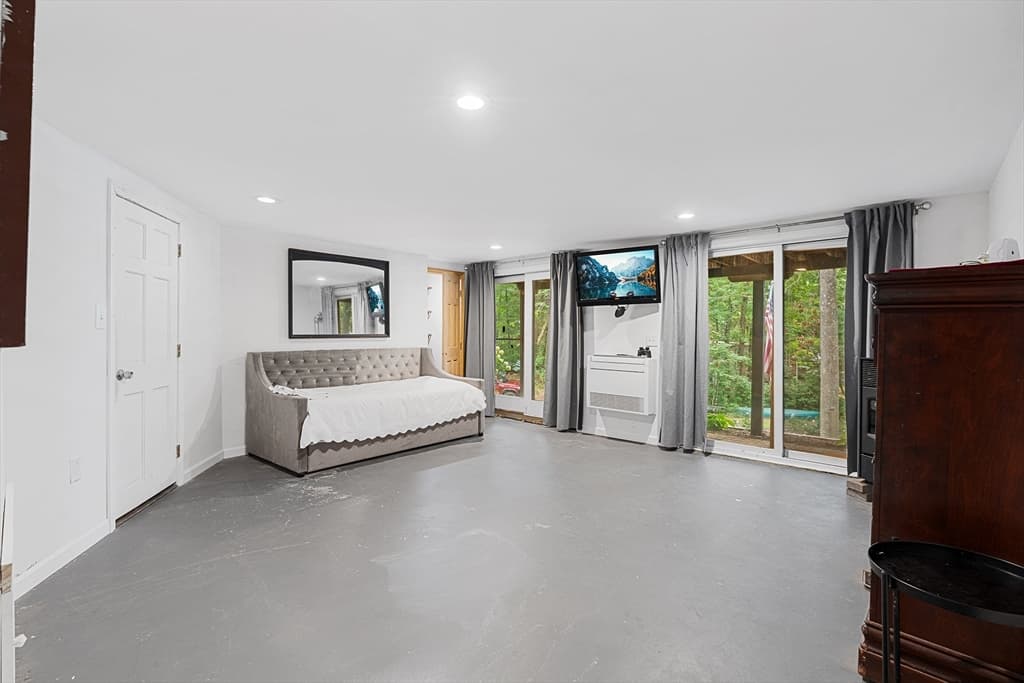 10 Marion Way, Pembroke MA 02359 photo 18