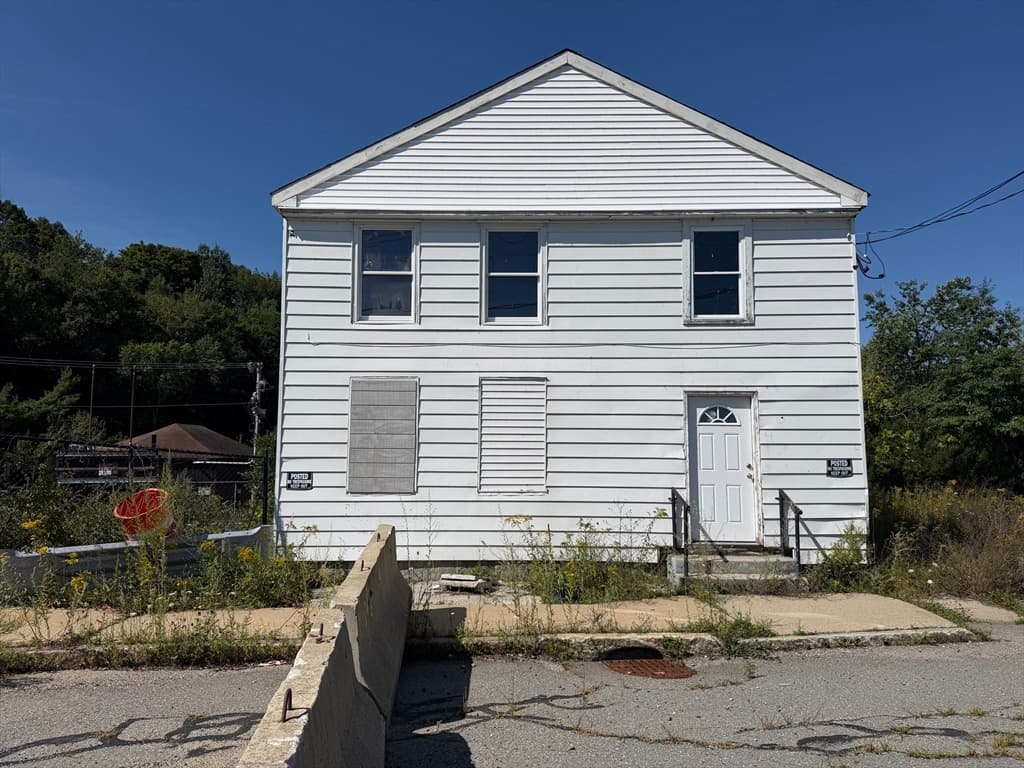 4 Front Street, Winchendon MA 01475 photo 2