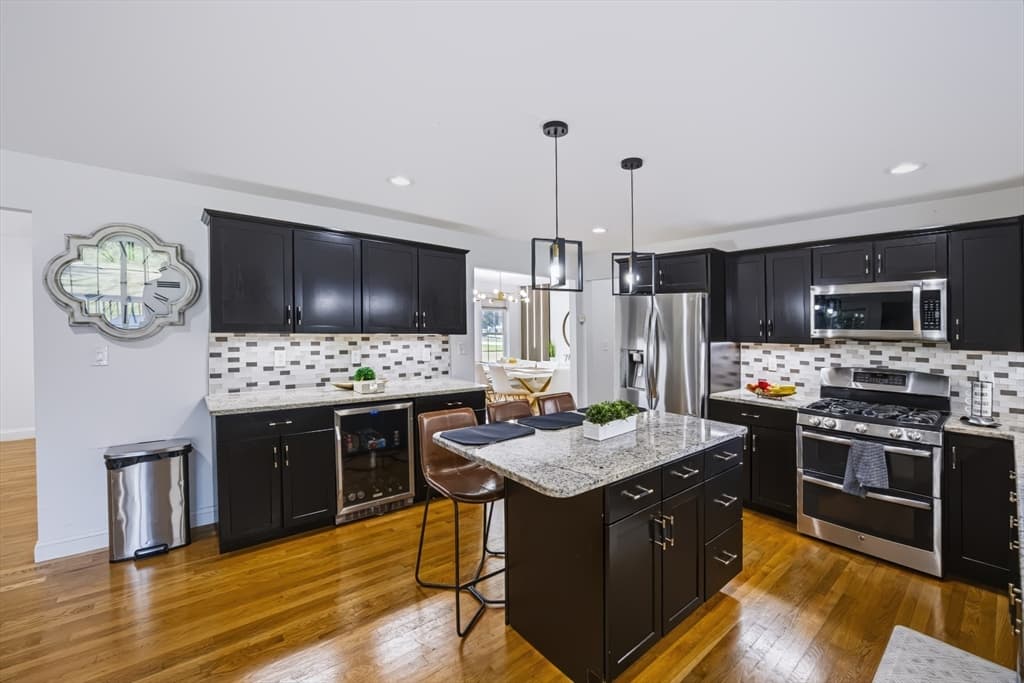 492 Sumner St, Stoughton MA 02072 photo 9
