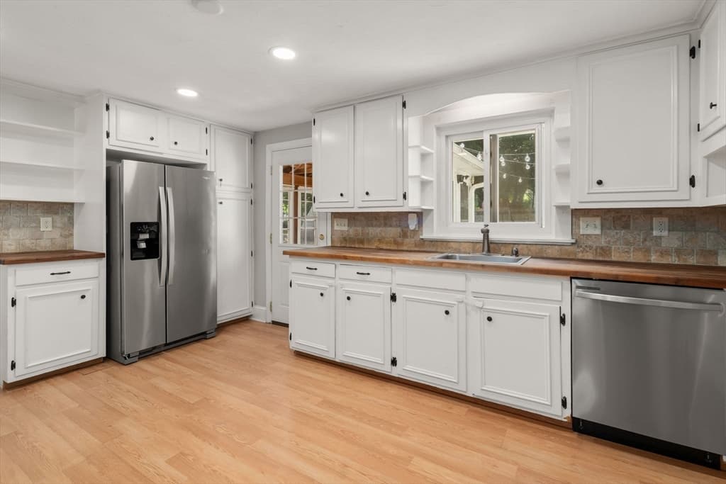 8 Vista Dr, Shrewsbury MA 01545 photo 6