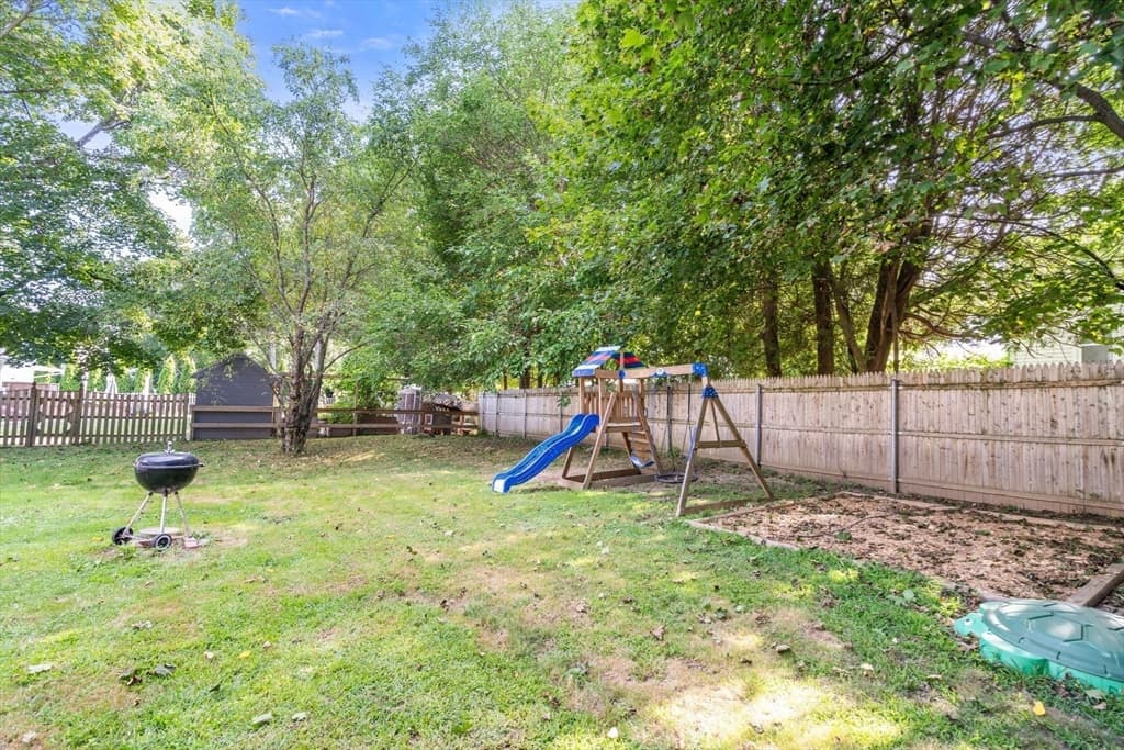 8 Vista Dr, Shrewsbury MA 01545 photo 21