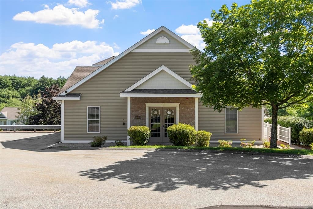 705 Autumn Ridge Dr # 705, Ayer MA 01432 photo 26