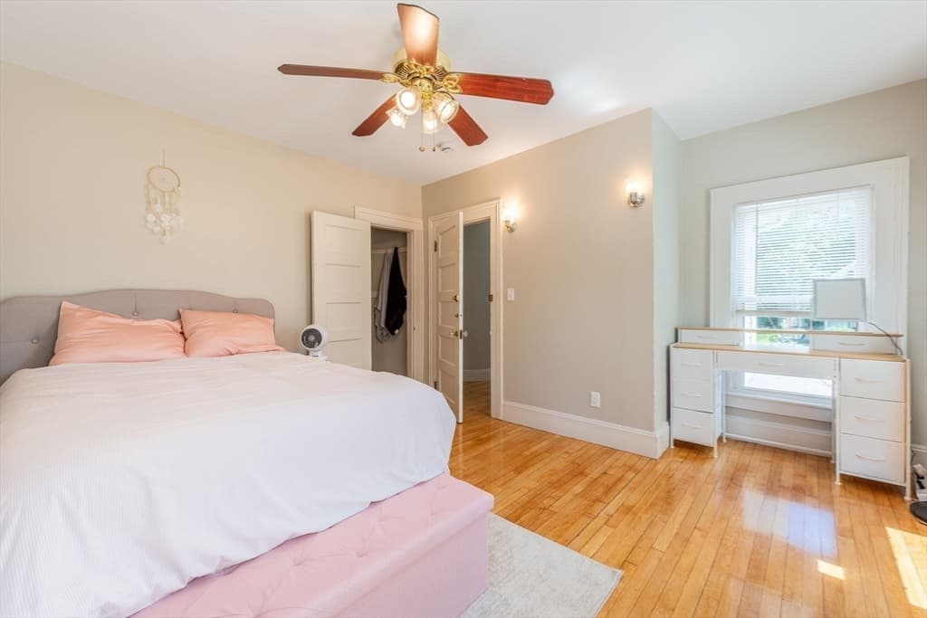 1136 N Pleasant St, Amherst MA 01002 photo 35