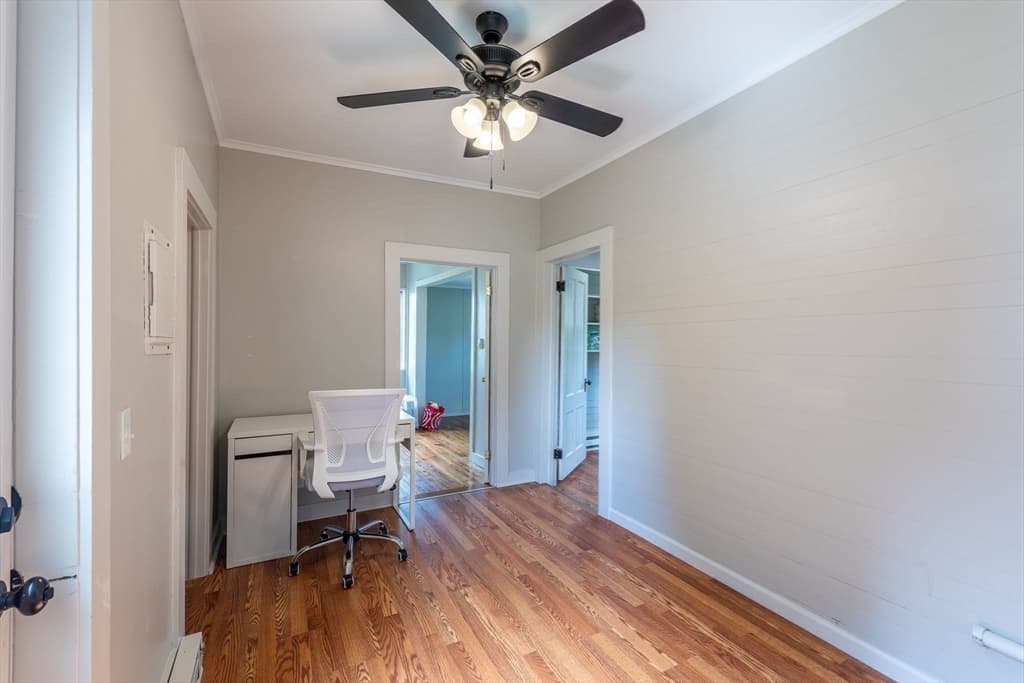 1136 N Pleasant St, Amherst MA 01002 photo 29