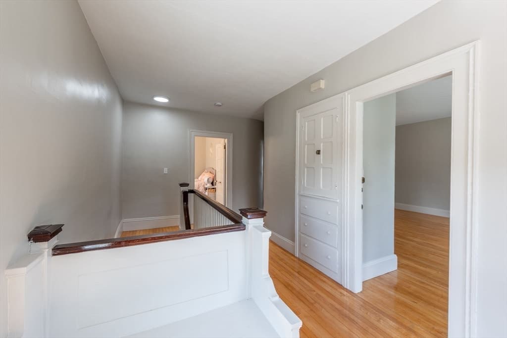 1136 N Pleasant St, Amherst MA 01002 photo 25