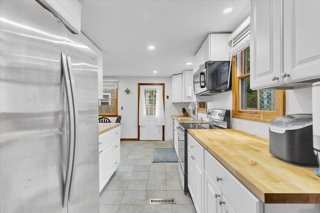 59 Swan Lake Road, Yarmouth MA 02673 photo 11