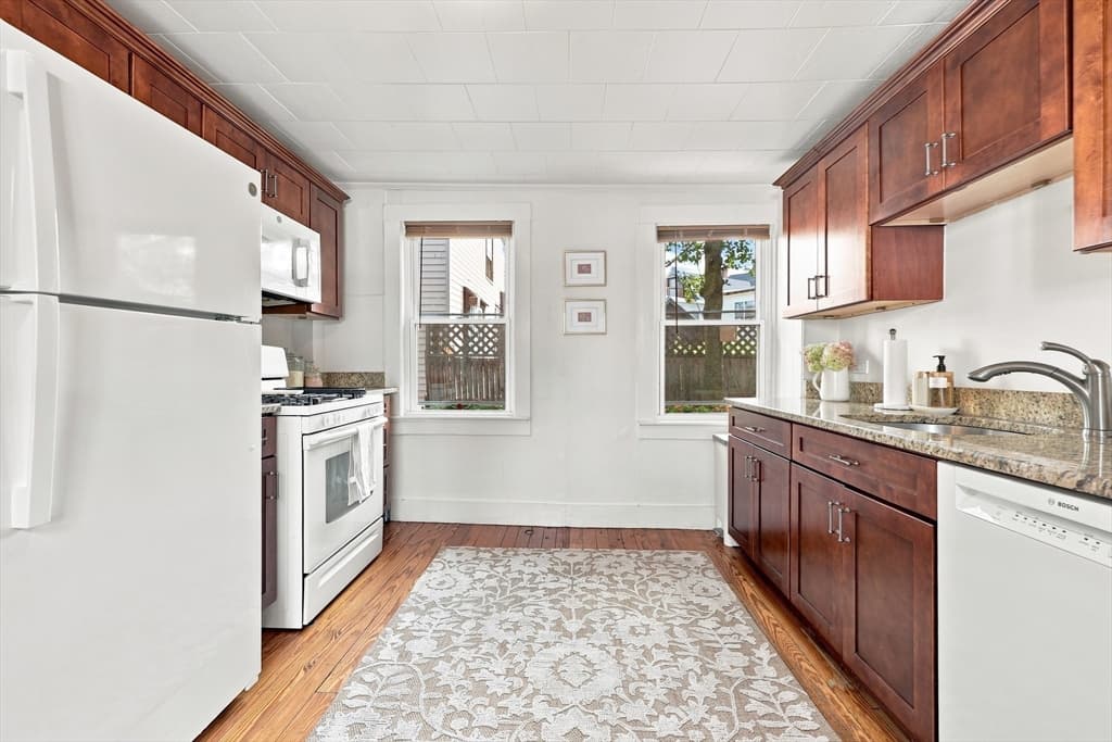 61 Central Street, Fitchburg MA 01420 photo 9