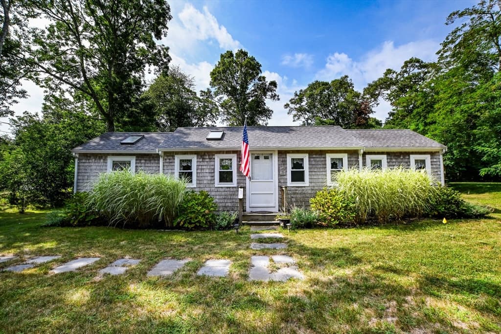 62 Indian Trail, Dennis MA 02639