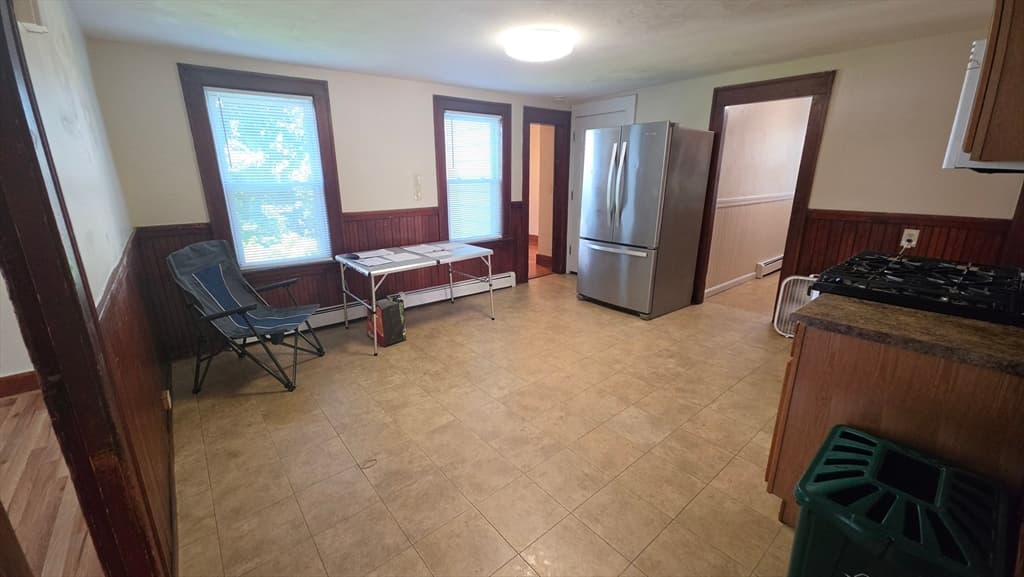 Apartment at 64 Ward St. # 1, Worcester MA 01610, photo 7 of 10