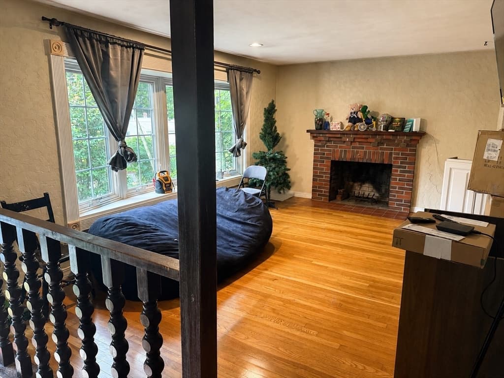 246 Pleasant Street, Franklin MA 02038 photo 4