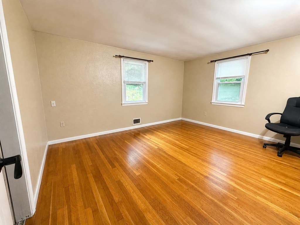 246 Pleasant Street, Franklin MA 02038 photo 8
