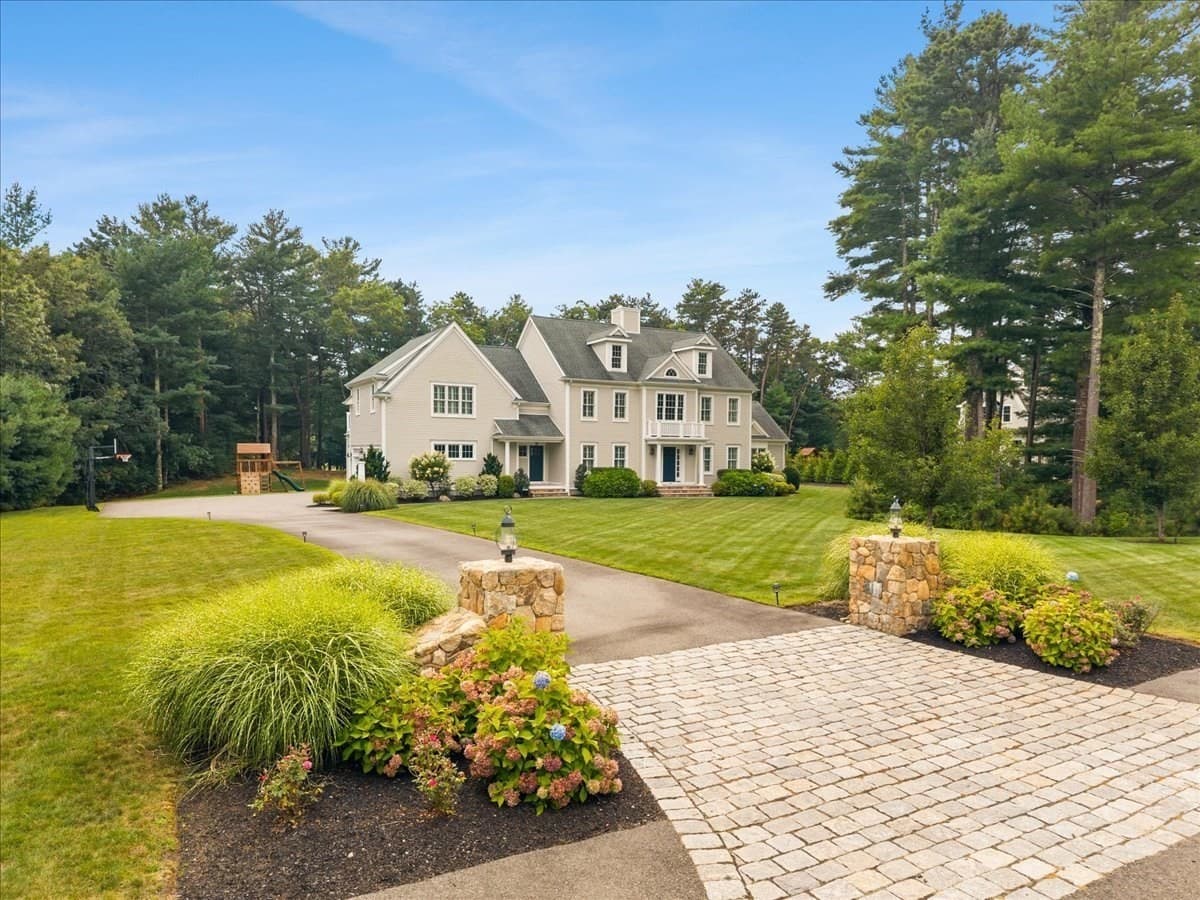 Single Family Residence at 384 Country Club Way, Kingston MA 02364, Kingston, photo 2 of 42