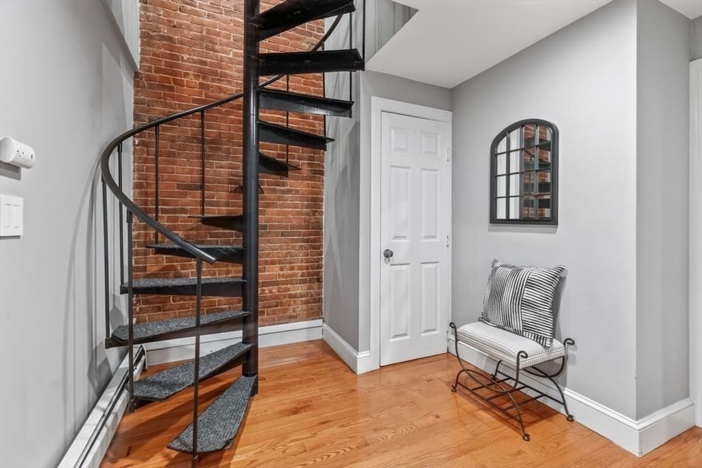 103 Beacon St # 1, Boston MA 02116 photo 8