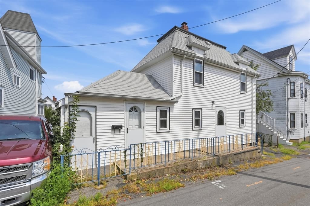216 Crest Ave, Revere MA 02151 photo 27
