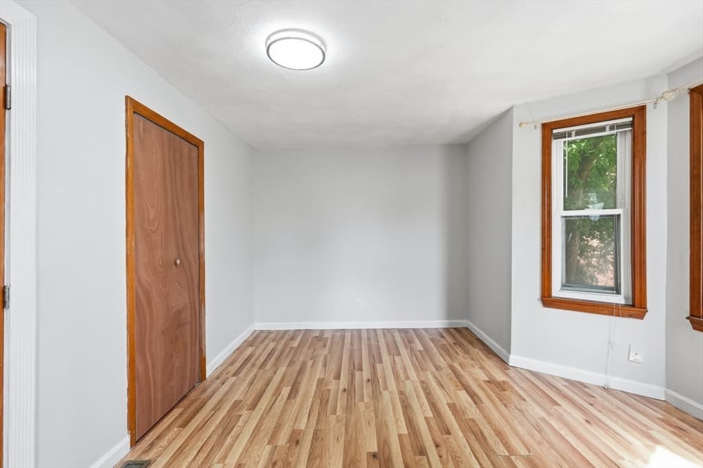 216 Crest Ave, Revere MA 02151 photo 13