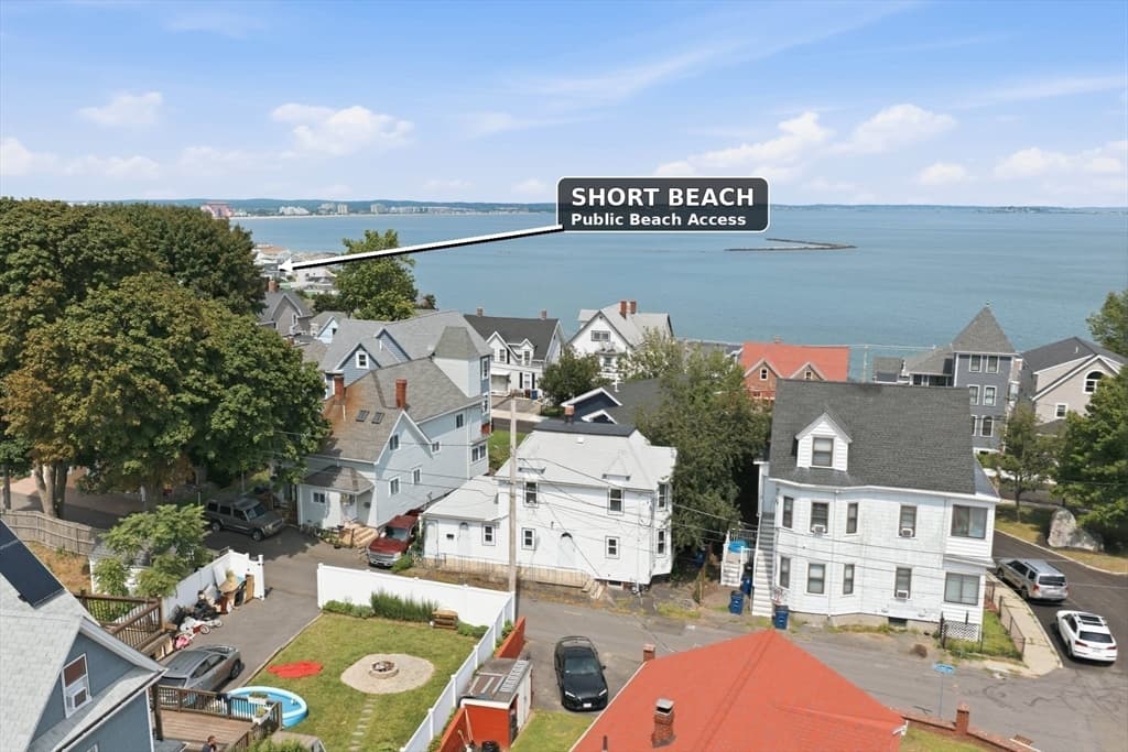 216 Crest Ave, Revere MA 02151
