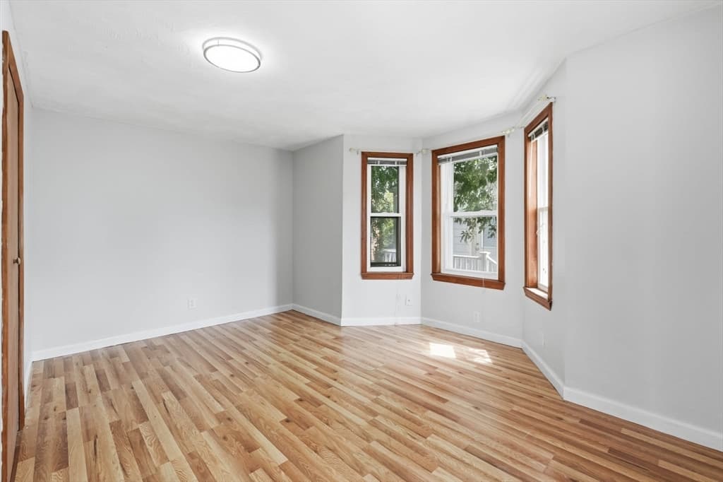 216 Crest Ave, Revere MA 02151 photo 11