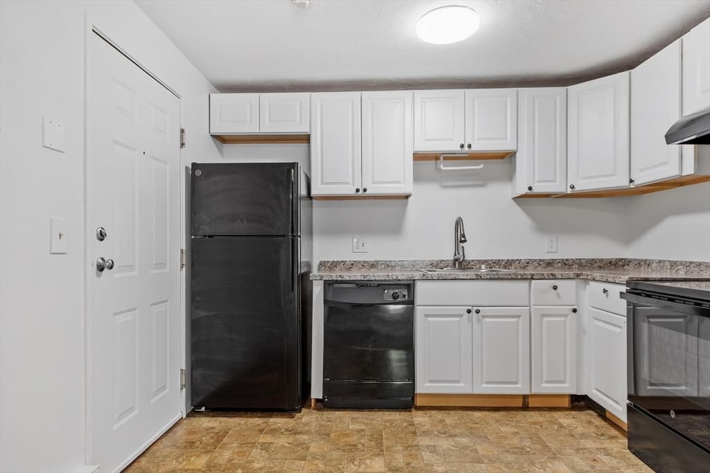 56 Edgeworth # 16, Worcester MA 01605 photo 6