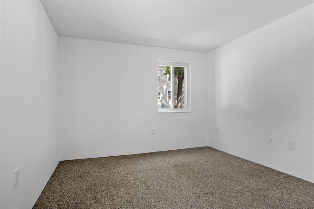 56 Edgeworth # 16, Worcester MA 01605 photo 17