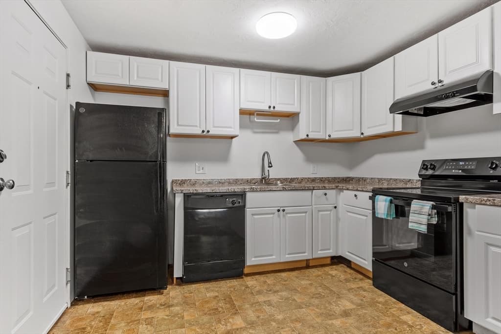 56 Edgeworth # 16, Worcester MA 01605 photo 4