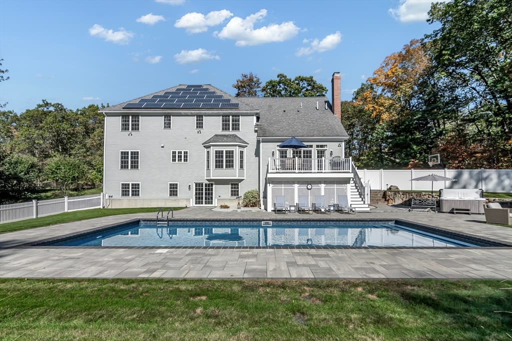 320 High Plain Road, Andover MA 01810 photo 2