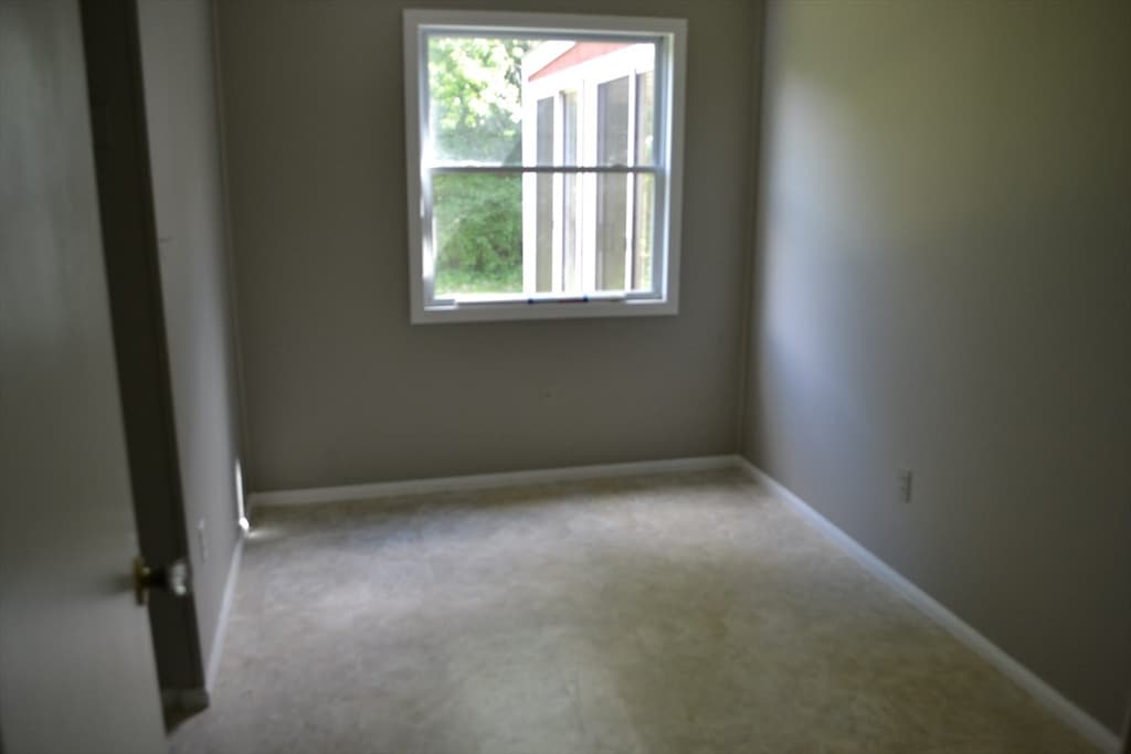 31 Winslow Ave, Leicester MA 01524 photo 13