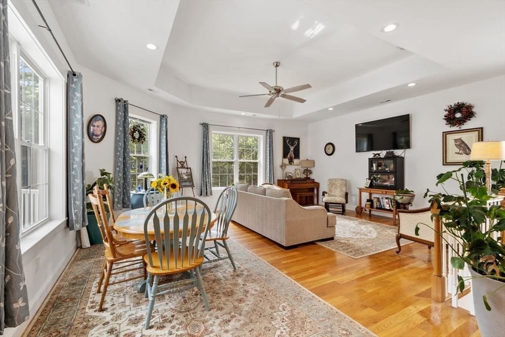 21 Sherwood Dr, Spencer MA 01562 photo 12