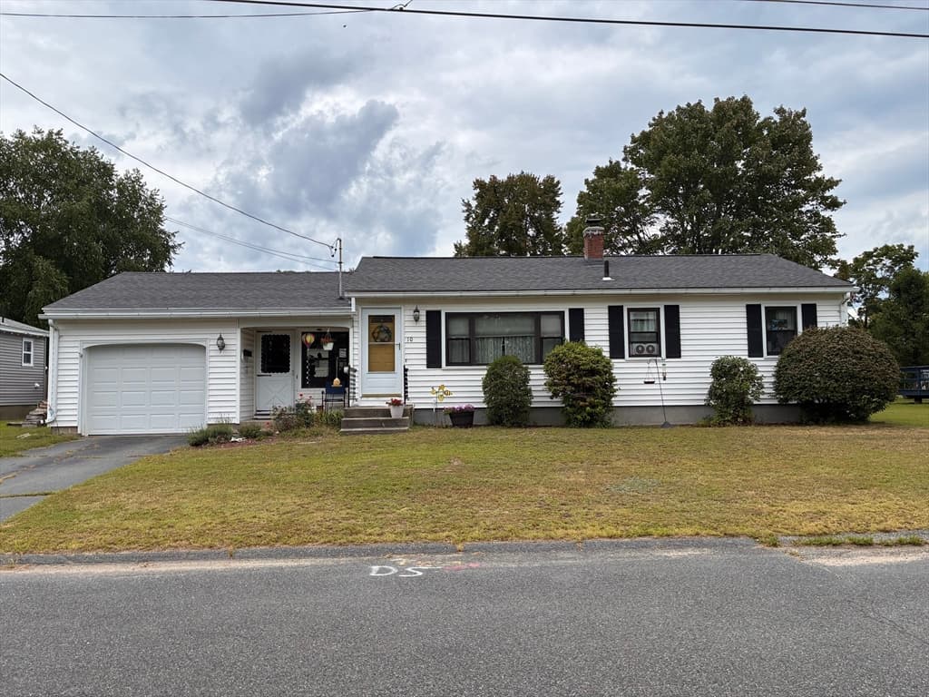 10 Alice St, Montague MA 01376