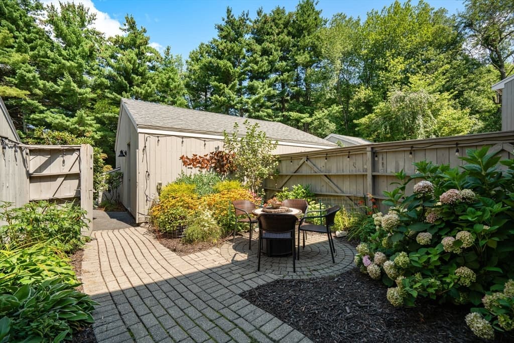 50 Mill Pond # 50, North Andover MA 01845 photo 3