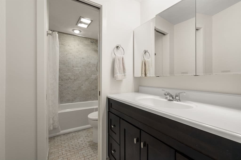 50 Mill Pond # 50, North Andover MA 01845 photo 24