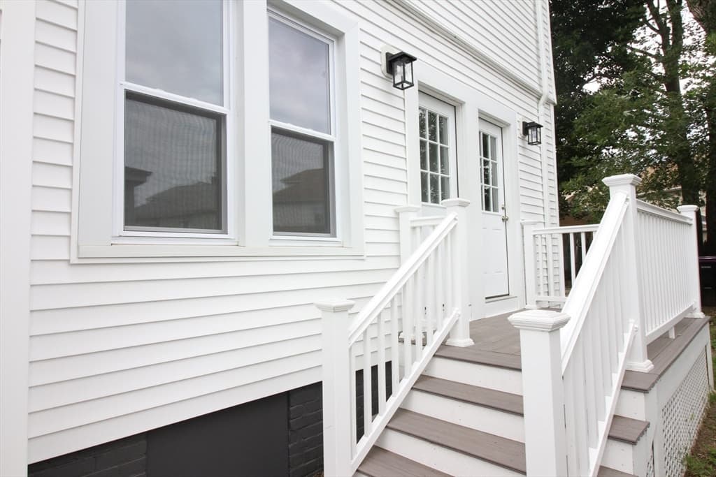 19-21 Thomas Ave, Holyoke MA 01040 photo 2