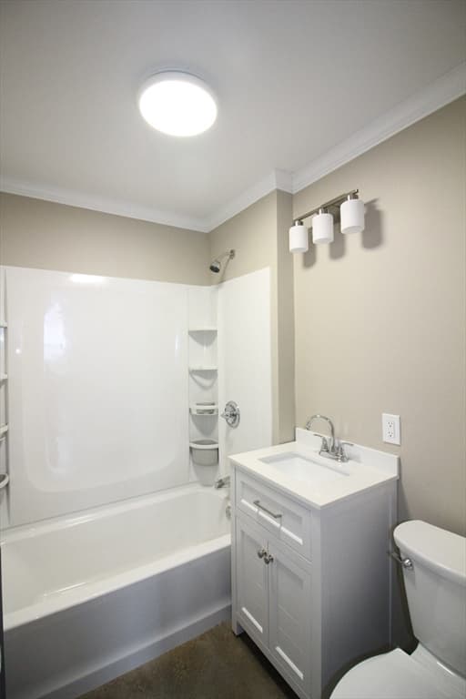 19-21 Thomas Ave, Holyoke MA 01040 photo 6