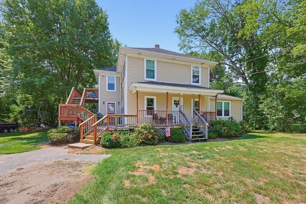 485 Mendon Rd, Attleboro MA 02703 photo 2