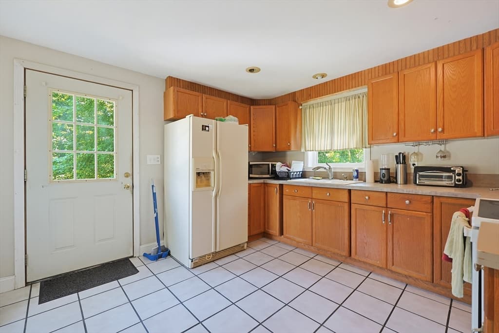 485 Mendon Rd, Attleboro MA 02703 photo 32