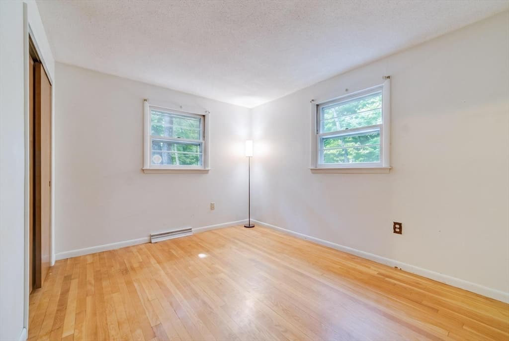 15 Carriage Dr, Chelmsford MA 01824 photo 6