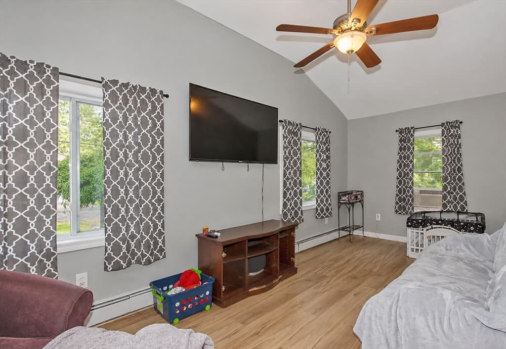 52 Cottage, Enfield CT 06082 photo 25