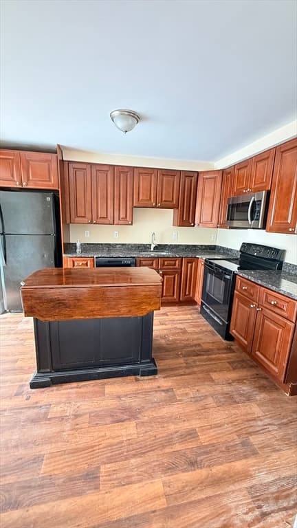 178 Farrington St, Quincy MA 02170 photo 8