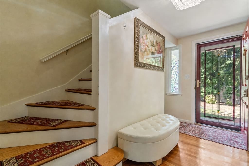 560 Worcester St, Wellesley MA 02481 photo 3