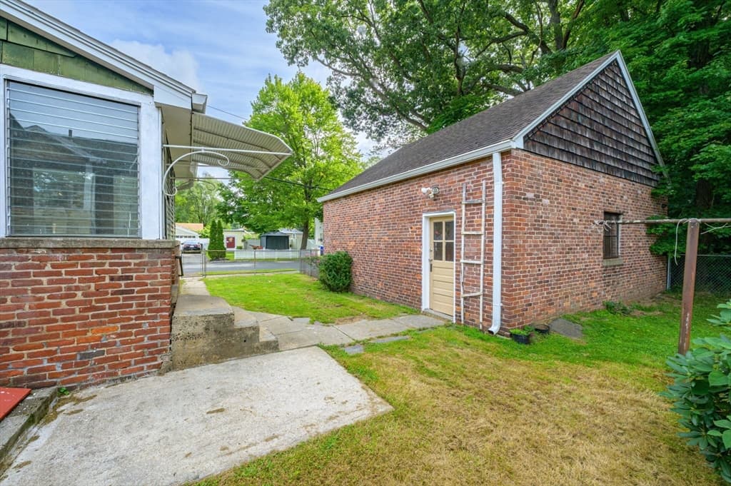 51 David St, Springfield MA 01104 photo 35