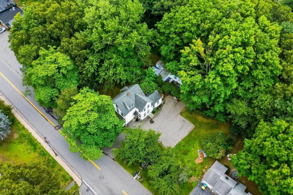 219 Montvale, Woburn MA 01801 photo 4