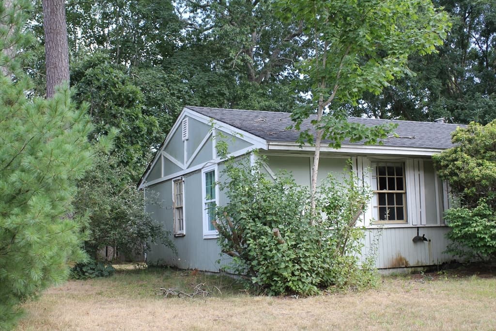 7 Christopher Dr, Wareham MA 02571 photo 2