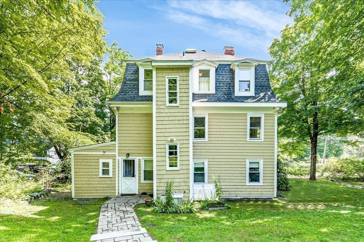 Condominium at 946 Bay Rd. # 2, Hamilton MA 01982, photo 23 of 27