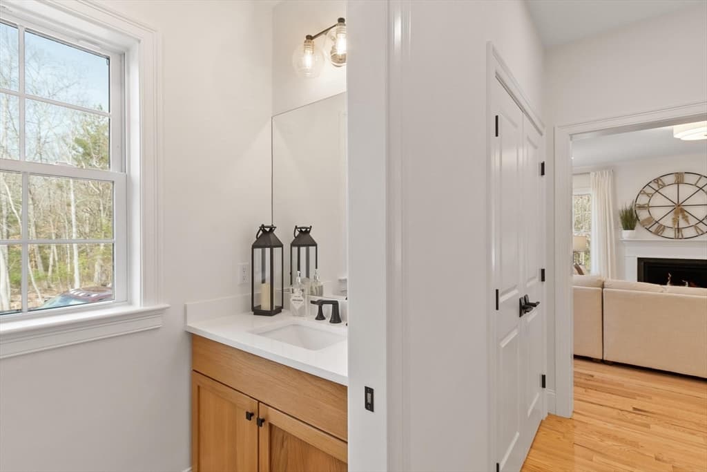 75 Oliver Pond Circle # 11, Franklin MA 02038 photo 11