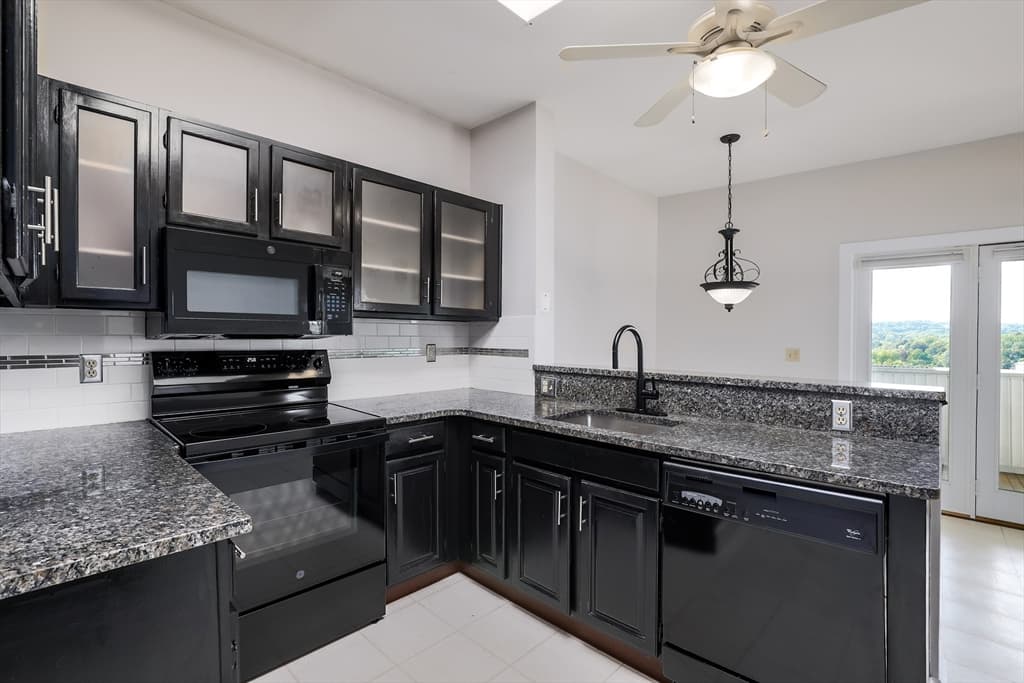 178 Lincoln St # A13, Worcester MA 01605 photo 19