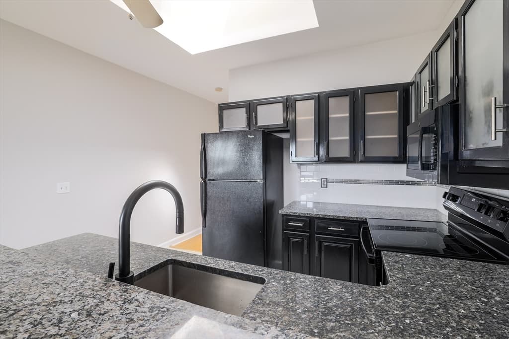 178 Lincoln St # A13, Worcester MA 01605 photo 21