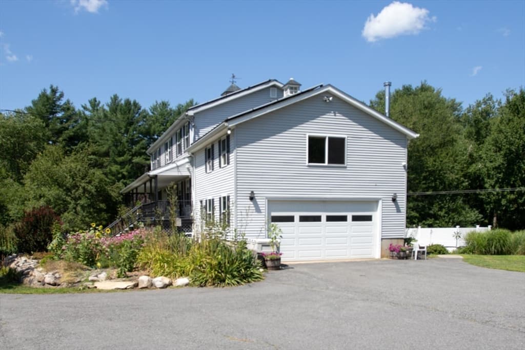 511 Old Fall River Rd, Dartmouth MA 02747 photo 7