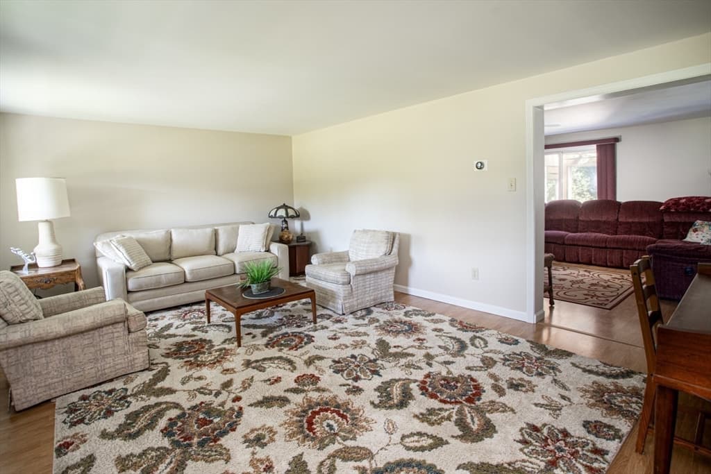 511 Old Fall River Rd, Dartmouth MA 02747 photo 18