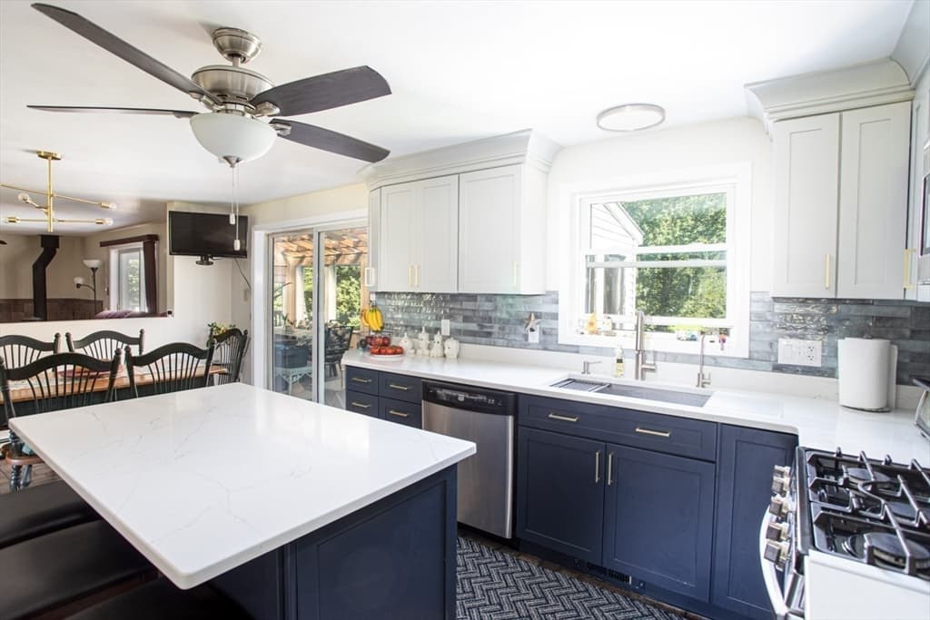 511 Old Fall River Rd, Dartmouth MA 02747 photo 15