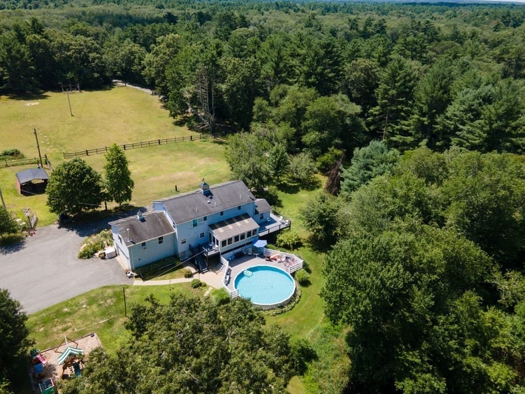 511 Old Fall River Rd, Dartmouth MA 02747 photo 11