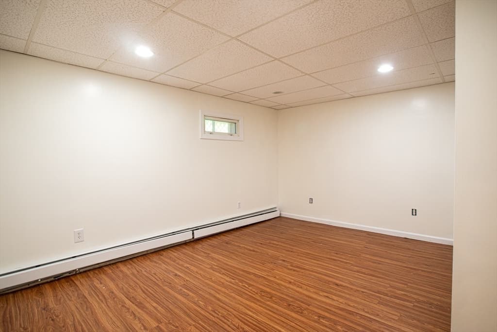 511 Old Fall River Rd, Dartmouth MA 02747 photo 40